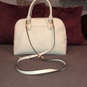 Gorgeous Michael Kors Saffiano white leather purse